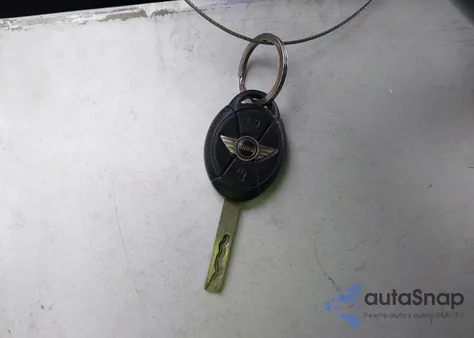 2005 Mini Cooper S from USA, damaged, VIN WMWRE33425TG95130